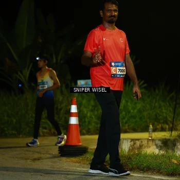 Runner Photo 8431536