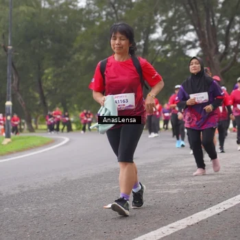 Runner Photo 8431636