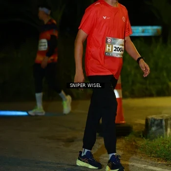 Runner Photo 8431647