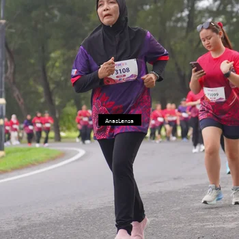 Runner Photo 8431672