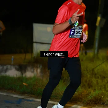 Runner Photo 8431701