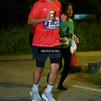 Runner Photo 8431704