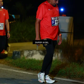 Runner Photo 8431726