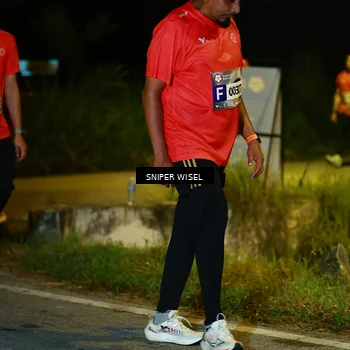 Runner Photo 8431728