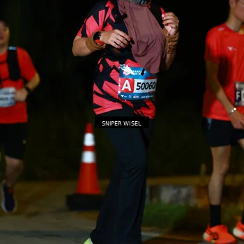 Runner Photo 8431749