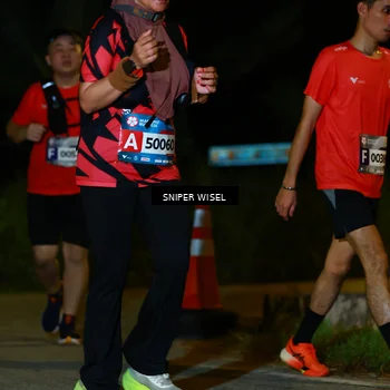 Runner Photo 8431750