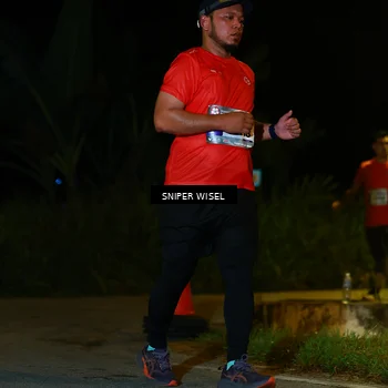 Runner Photo 8431756