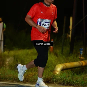 Runner Photo 8431792