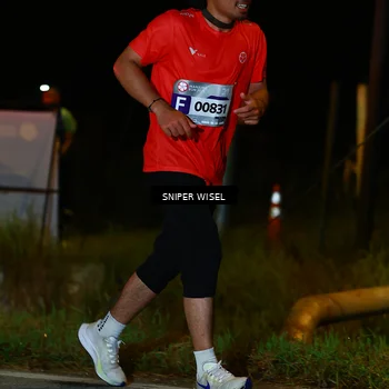 Runner Photo 8431794