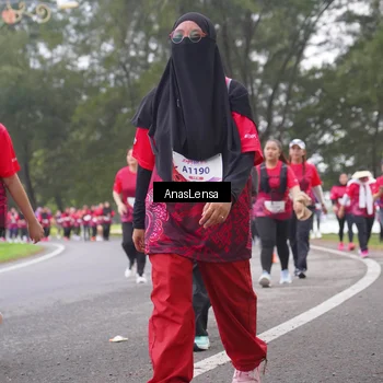 Runner Photo 8431817