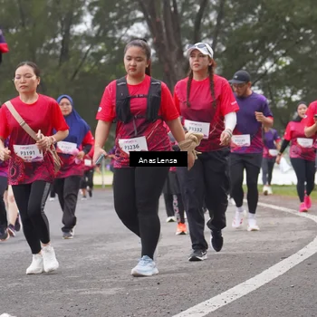 Runner Photo 8431824
