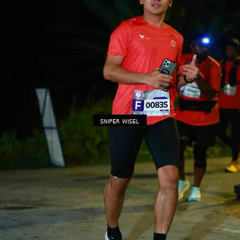 Runner Photo 8431846