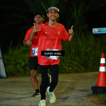 Runner Photo 8431847