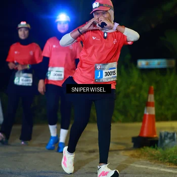 Runner Photo 8431900