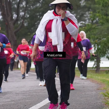 Runner Photo 8431949