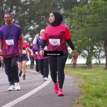 Runner Photo 8431990