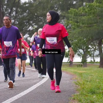 Runner Photo 8431991