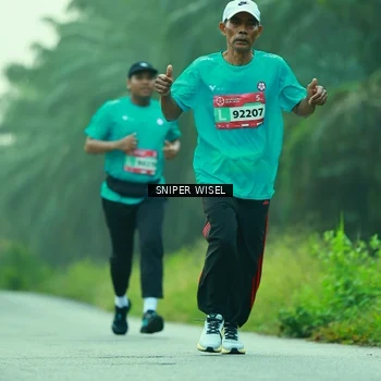 Runner Photo 8432007