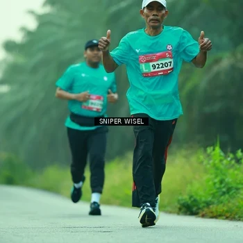 Runner Photo 8432010