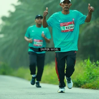 Runner Photo 8432012