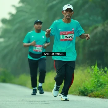 Runner Photo 8432013