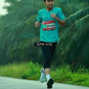 Runner Photo 8432041