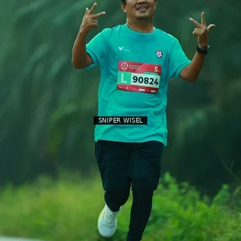 Runner Photo 8432069