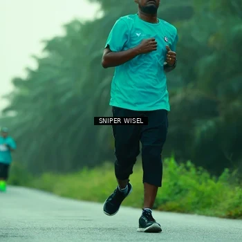 Runner Photo 8432088