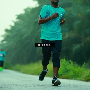 Runner Photo 8432092