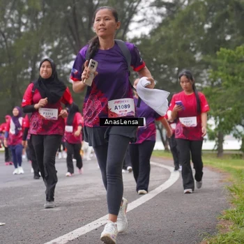Runner Photo 8432113