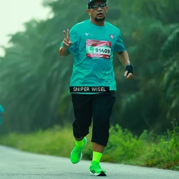 Runner Photo 8432124