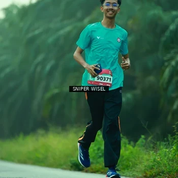 Runner Photo 8432142
