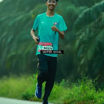Runner Photo 8432150