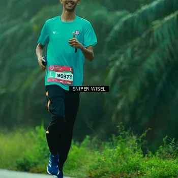 Runner Photo 8432152