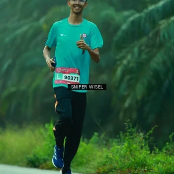 Runner Photo 8432154