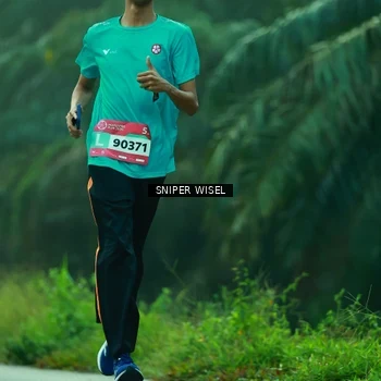 Runner Photo 8432158