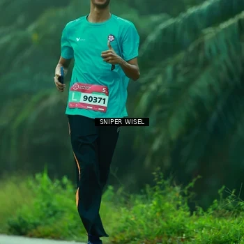 Runner Photo 8432160
