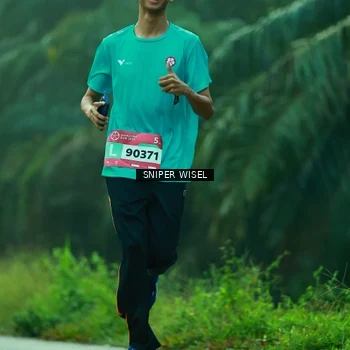 Runner Photo 8432165