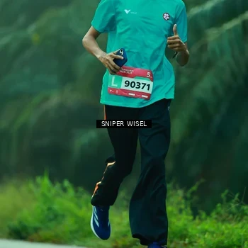 Runner Photo 8432173