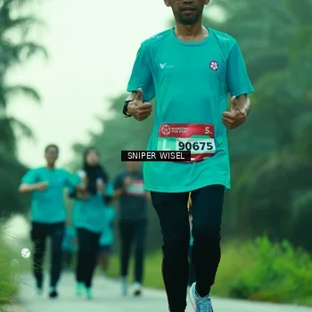 Runner Photo 8432200