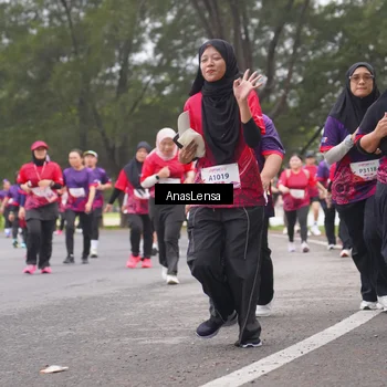 Runner Photo 8432259