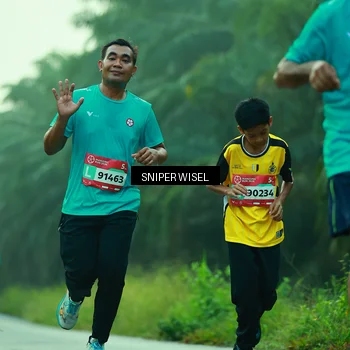 Runner Photo 8432283