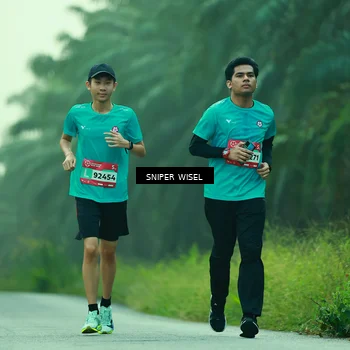 Runner Photo 8432345