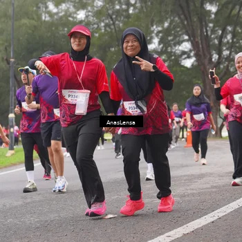 Runner Photo 8432354