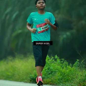 Runner Photo 8432369