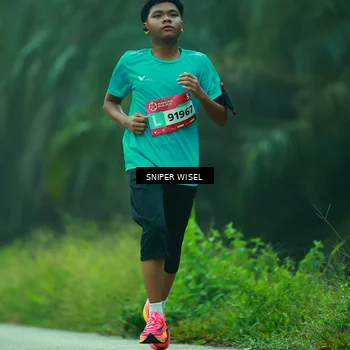 Runner Photo 8432370