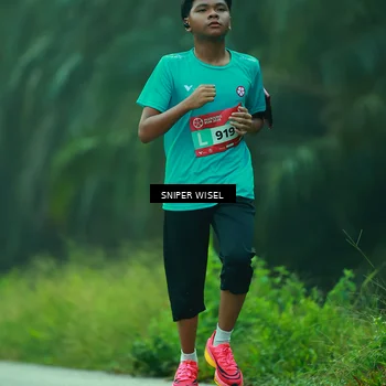 Runner Photo 8432378