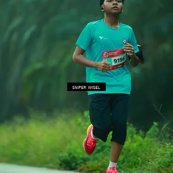 Runner Photo 8432391