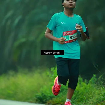 Runner Photo 8432395
