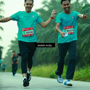 Runner Photo 8432445
